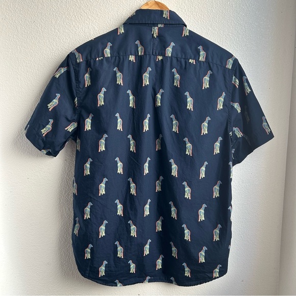 Banana Republic | Luxe Poplin Navy Giraffe Print Button Down Shirt - Picture 4 of 5